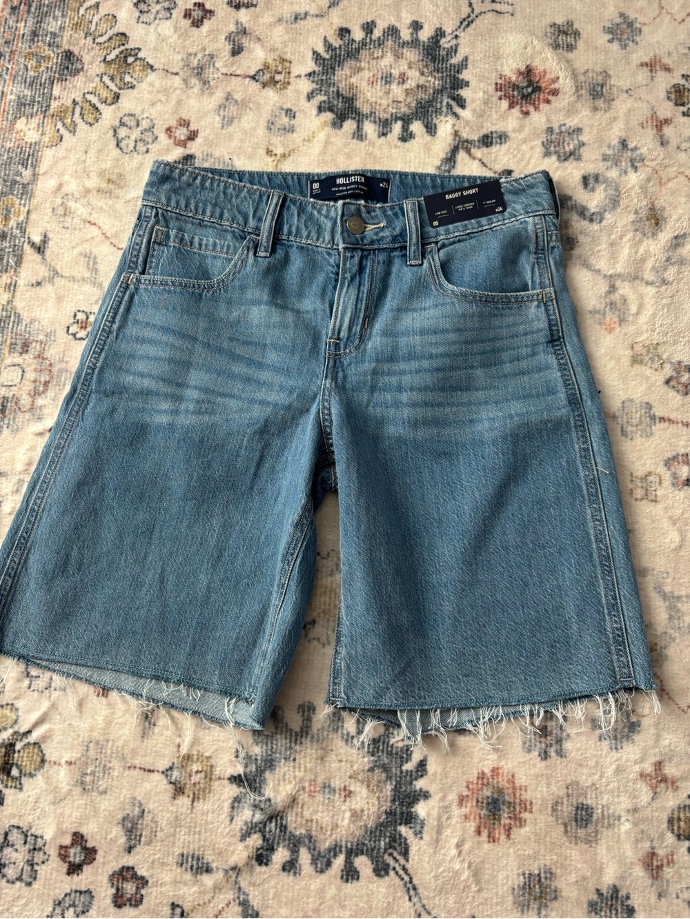 Hollister Light Wash Baggy Denim Jean Shorts